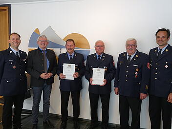 Hallstadt: 100 Jahre in der Wehr aktiv - "Die Leistung verdient höchsten Respekt"