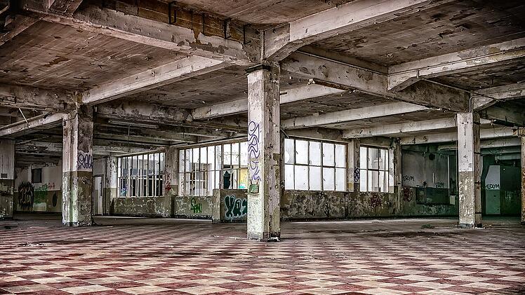 An einem Lost Place scheint die Zeit oft stehengeblieben zu sein.