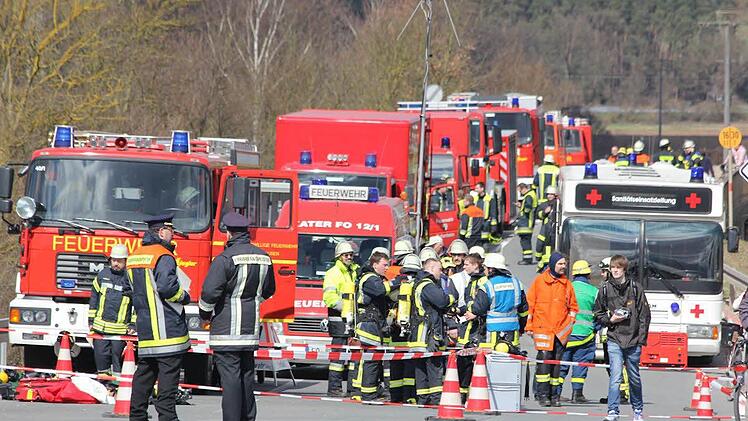 Im Forchheimer Ortsteil Kersbach findet eine Großübung mit 240 Einsatzkräften und Statisten statt. Fotos: Michael Gründel