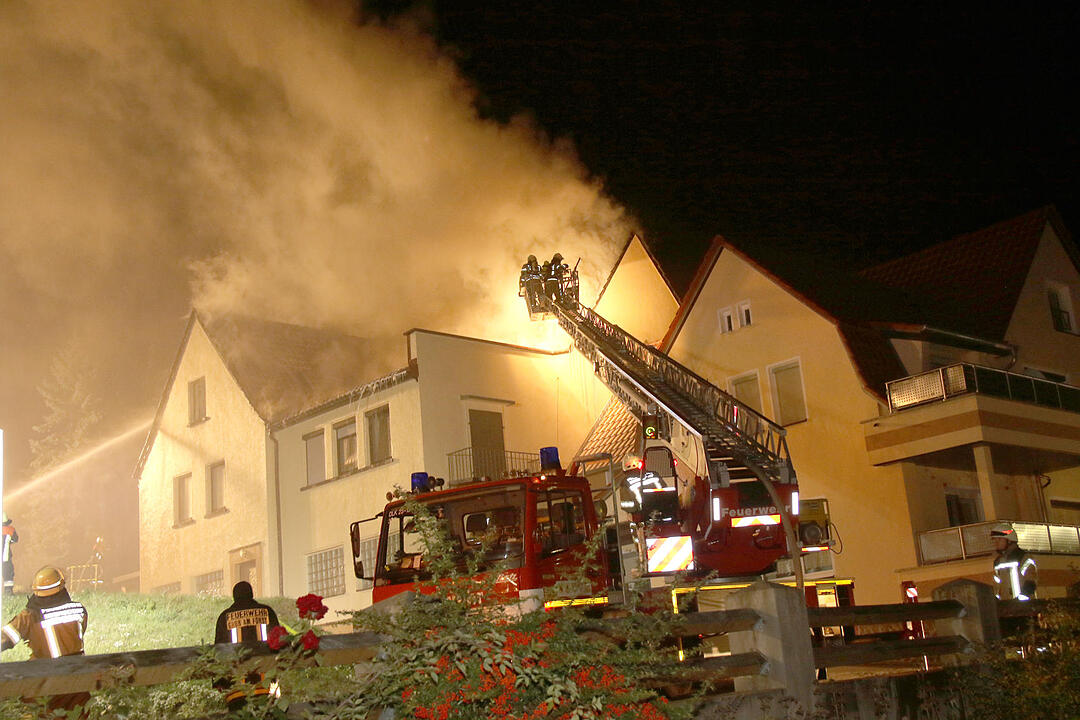 Dachstuhlbrand in Grub am Forst