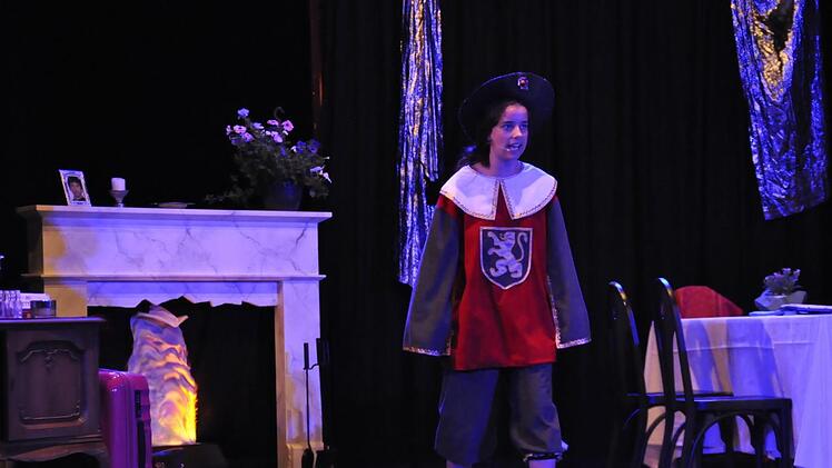 Das Gespenst von Canterville nach Oscar Wild wurde als Kindermusical im Kissinger Kurtheater aufgeführt. Foto: Peter Klopf