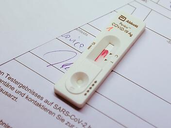 Seit Montag sind Sars-Cov-2-Tests für die allermeisten Bürger nicht mehr kostenlos. Die Apotheker spüren den Ansturm.