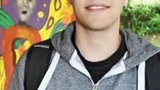 Auch Tim Hennemann ist erleichtert, dass die Deutsch-Prüfung jetzt vorbei ist. "Ich hab ein modernes Gedicht interpretiert", erzählt er.