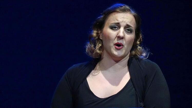 Impressionen vom Liederabend in der Coburger Reithalle: Kora Pacelic.Foto: Jochen Berger