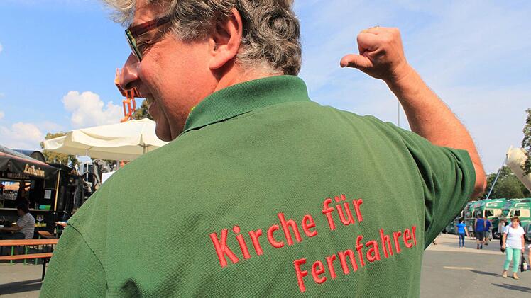 Norbert Jungkunz ist in der Welt der Trucker daheim. Als Betriebsseelsorger kennt er ihre Nöte. Foto: Markus Häggberg