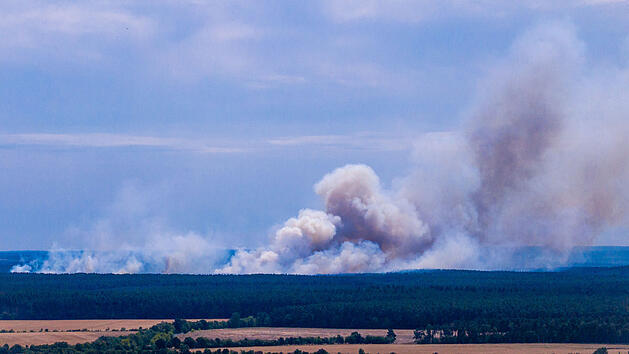 Waldbrand im M&uuml;ritz-Nationalpark - fr&auml;nkische Feuerwehren unterst&uuml;tzen