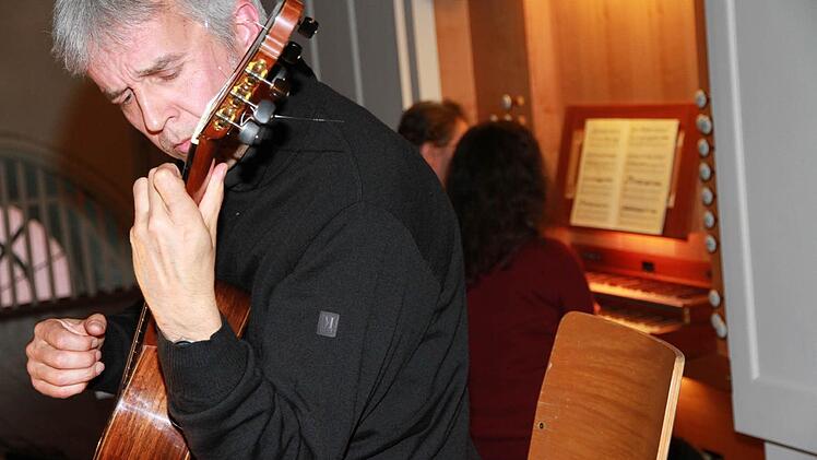Gernot Hammrich zupfte an der klassischen Gitarre.