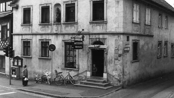 Anfang der 90er Jahre war noch eine Metzgerei-Filiale im Kuhn-Haus untergebracht.
