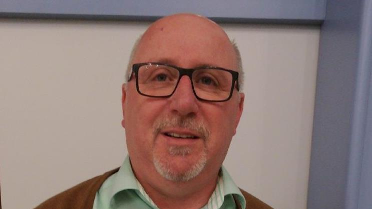 Uwe P&ouml;schl (CSU) erkl&auml;rte, sein Antrag sei eine Erg&auml;nzung.    Foto: Britta Schnake