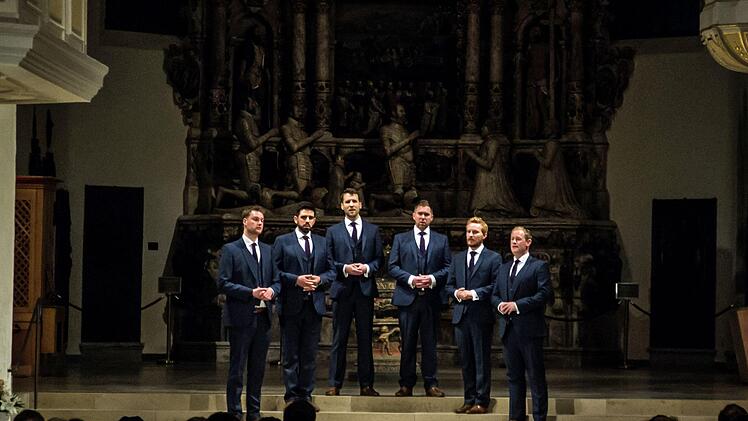 Eindringliches Gastspiel: Das Vokalsextett The Queen's Six gastierte in der Coburger Morizkirche.Foto: Jochen Berger