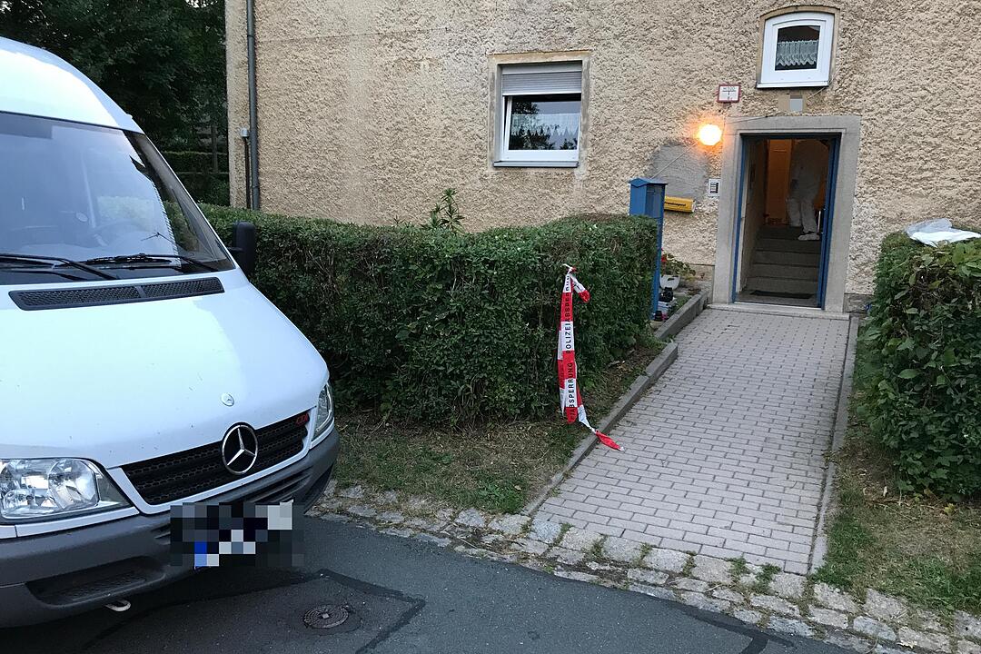 Gewaltverbrechen in Wunsiedel - Frau tot in Wohnung gefunden