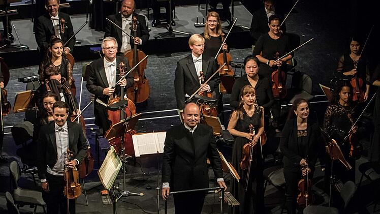 Impressionen vom 1. Sinfoniekonzert der neuen Saison im Landestheater CoburgFoto: Jochen Berger