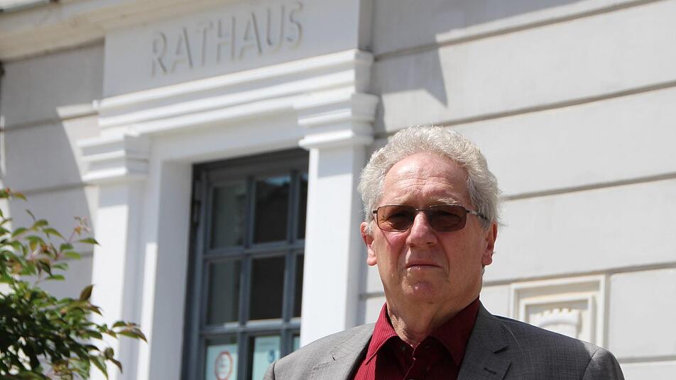 "Ich bin von der SPD sehr enttäuscht", erklärt Höchstadts Zweiter Bürgermeister Günter Schulz. Vom Parteiordnungsverfahren gegen ihn erfuhr er aus der Zeitung. Nun hat er genug.Hendrik Kowalsky "Ich bin von der SPD sehr enttäuscht", erklärt Höchstadts Zweiter Bürgermeister Günter Schulz. Vom Parteiordnungsverfahren gegen ihn erfuhr er aus der Zeitung. Nun hat er genug.Hendrik Kowalsky