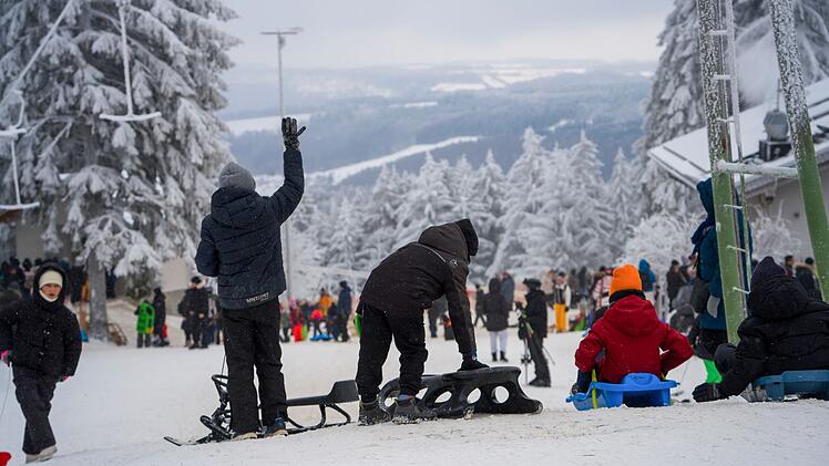 Wintersport auf der Wasserkuppe - Hessens h&ouml;chster Berg
