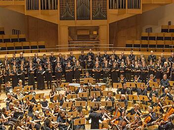 Chor und Orchester der Universität Bamberg im Einsatz Foto: Rudolf Hein