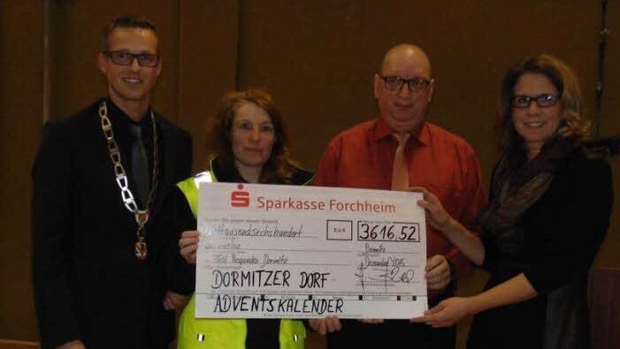 Spendenübergabe an die First-Responder-Gruppe