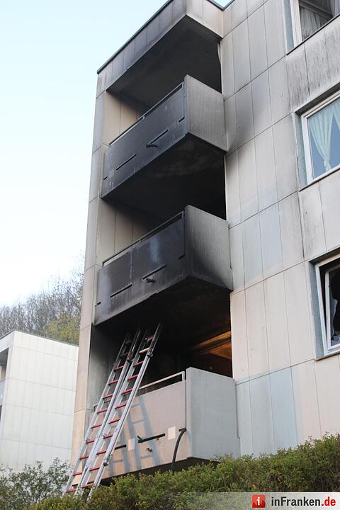 Brand in Mehrfamilienhaus in Coburg