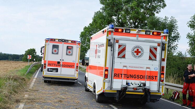 Nach einem Unfall in Obernburg am Main (Unterfranken) mussten sieben Menschen ins Krankenhaus gebracht werden. Alle hatten leichte Verletzungen erlitten. Symbolfoto: Ronald Rinklef
