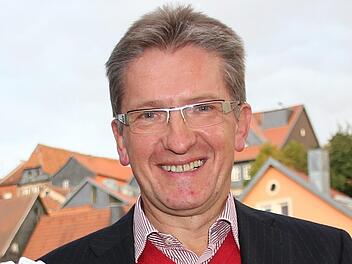 Der Vorstandssprecher Hans Rebhan, sieht das Innovationszentrum Kronach auf einen guten Weg - und das trotz Coronakrise.  Foto: Veronika Schadeck