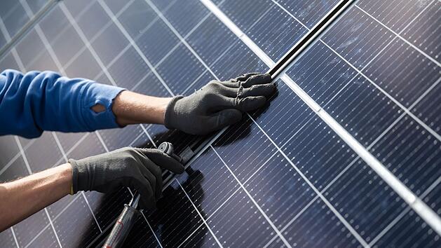 Für neue PV-Anlagen gilt ab Februar 2024 die Degression.