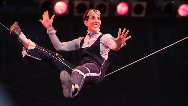 Hat vor zwei Jahren bei der Eröffnungsgala die Blicke auf sich gelenkt: Thamar Hampe beim ZirkArt 2012. Foto: Barbara Herbst