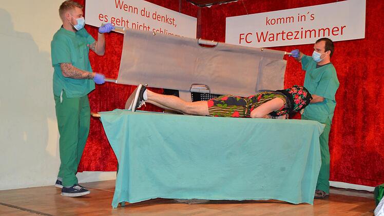Fasching beim FC Poppenlauer  Foto: Annette Warmuth