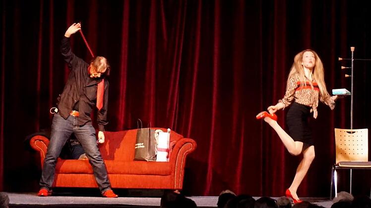 Marina Tinz hatte kein Verständnis für den leidenden Peter Buchenau.     Foto: Richard Sänger