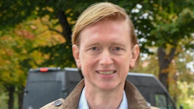 Hans-Günter Brünker bewirbt sich für seine Partei Volt ums Bamberger Oberbürgermeisteramt.  Foto: Ronald Rinklef