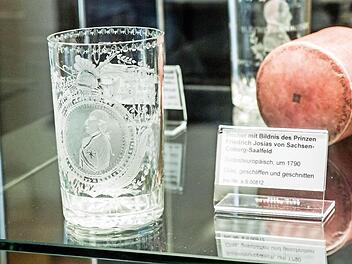 Geschliffenes Glas mit dem Bildnis von Prinz Josias Foto: Jochen Berger