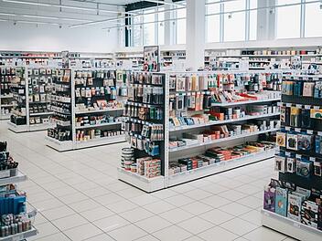 Einzelhandelsgesch&auml;ft f&uuml;r B&uuml;ro-, Schul- und Bastelbedarf.