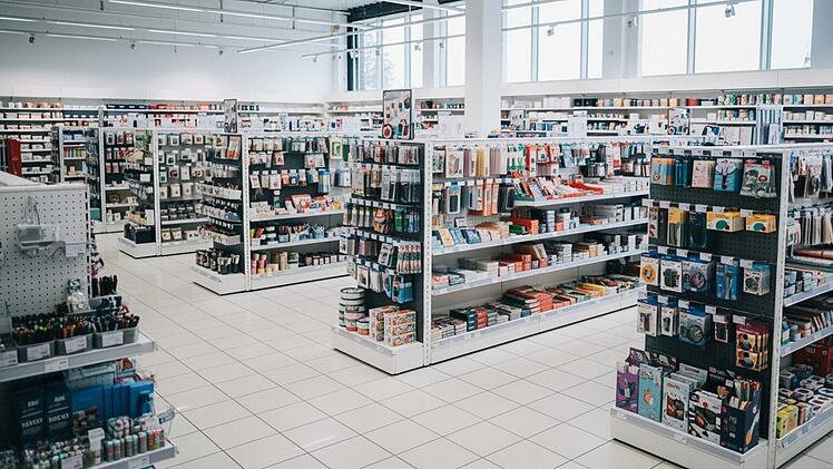 Einzelhandelsgesch&auml;ft f&uuml;r B&uuml;ro-, Schul- und Bastelbedarf.