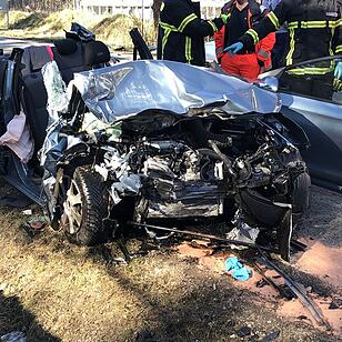 Mittelfranken: Mehrere Verletzte nach Frontalcrash