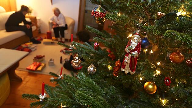 Weihnachten 2023: B&auml;ume werden teurer