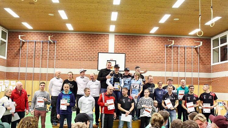 Ganz oben auf dem Podest in Oberleichtersbach stand das Team Bike World Brand.Sebastian Schmitt