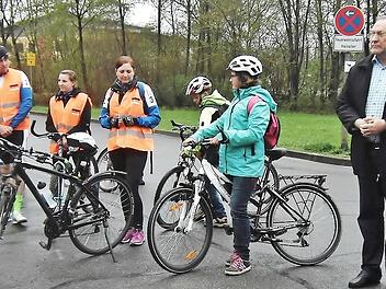 Eine Segensfeier zum Auftakt wie auf diesem Archivbild und gemeinsames Radeln wird es bei der 27. Radwallfahrt am Sonntag, 25. April, nicht geben.