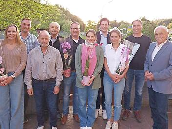 Das neue Vorstands-Team des Obst- und Gartenbauvereins Schwabthal freut sich auf die kommenden Aufgaben.