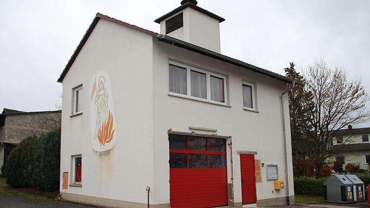 Das Feuerwehrhaus in Zeickhorn. Das Gebäude ist nach Ansicht der Gemeinderatsfraktion der Freien Wähler mit etlichen Mängeln behaftet. Foto: Jutta Rudel