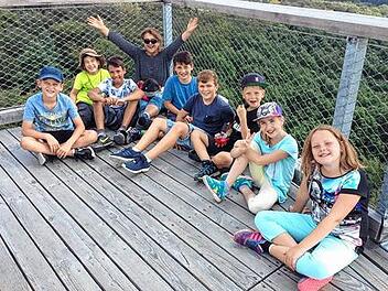 Ferienkinder auf dem Baumwipfelpfad