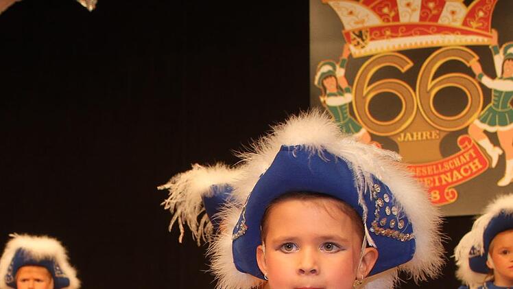 Wenn die Purzels die Tanzbeine schwingen, beginnt in Stadtsteinach die fünfte Jahreszeit.Sonny Adam