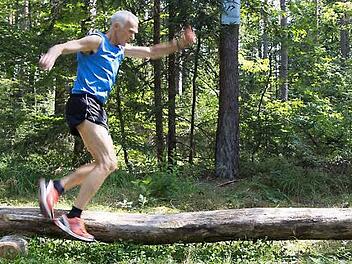 Auch in Steinbach könnte es bald einen Fitness-Parcours geben. Symbolbild: Archiv/Michael Gründel