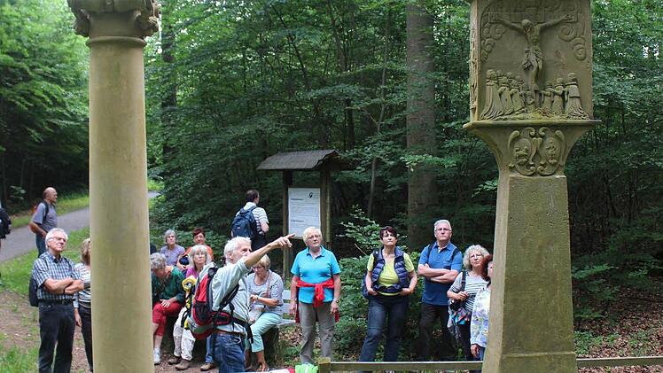 Leserwanderung im Hauptsmoorwald. Foto: Michael Memmel