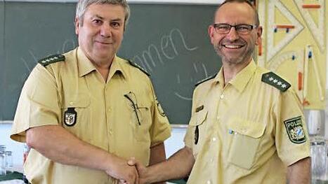 Gerhard Backert (l.) war seit 2006 stellvertretender Leiter in H&ouml;chstadt. Thomas Gamm (r.) &uuml;bernimmt seinen Job.  Foto: Sabine Memmel