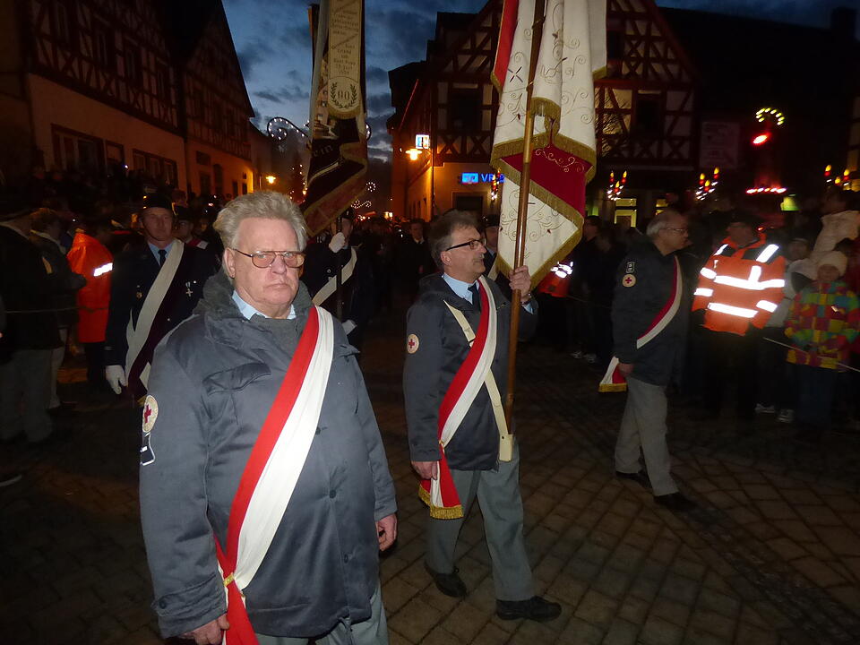 Besucherrekord bei Lichterprozession Pottenstein