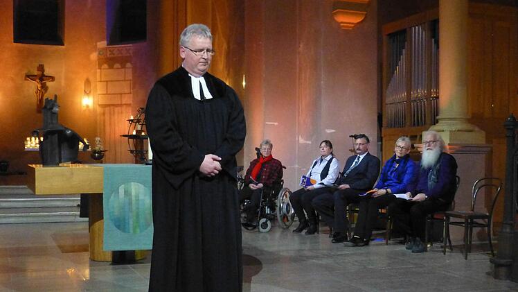 23. November 2014: ZDF-Liveübertragung des Fernsehgottesdienstes aus der Erlöserkirche in Bad Kissingen.
