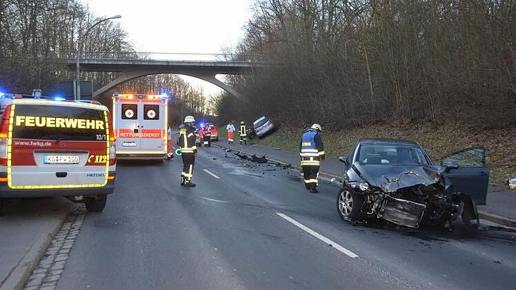 Ein schwerer Unfall ereignete sich am Donnerstag auf dem Westring.  Foto: Peter Rauch