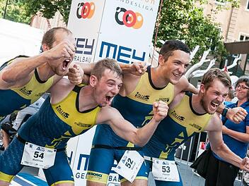 Mit Rang 10 beim Rennen der 2. Bundesliga sind die SSV-Triathleten zufrieden, der Klassenerhalt ist nach wie vor m&ouml;glich. In Schongau gingen f&uuml;r den SSV an den Start, von links: Ralf G&auml;rtner, Matthias T&uuml;rk, Manuel Heilmann und Florian Teichmann  Foto: Andreas Klupp