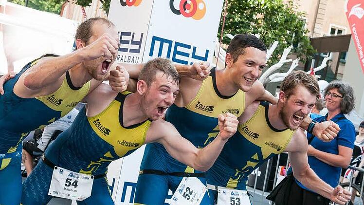 Mit Rang 10 beim Rennen der 2. Bundesliga sind die SSV-Triathleten zufrieden, der Klassenerhalt ist nach wie vor m&ouml;glich. In Schongau gingen f&uuml;r den SSV an den Start, von links: Ralf G&auml;rtner, Matthias T&uuml;rk, Manuel Heilmann und Florian Teichmann  Foto: Andreas Klupp