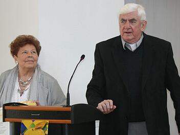 Das Ehepaar Sieglinde und Manfred Nerlich erhielt den Goldenen Apfel. Fotos: Maria Löffler