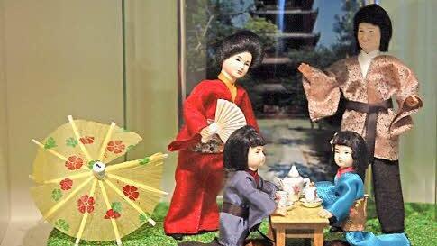 Eine japanische Familie beim Tee. Foto: Rainer Lutz