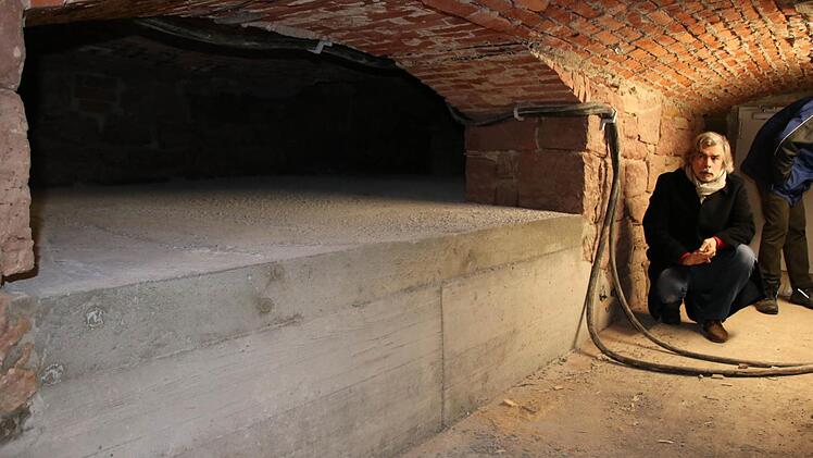 Bis zu einem Meter dick ist die Betonauflast im Keller. Foto: Ralf Ruppert